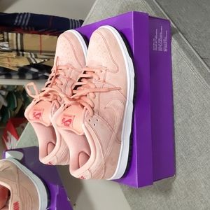 Nike SB Dunk Low Pink Pig Sneakers